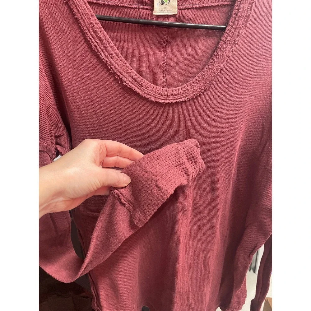 Free People Thermal Top Raw‎ Hem Long Sleeve Tunic Top Casual Comfy XS- 2 Tops - Picture 6 of 11